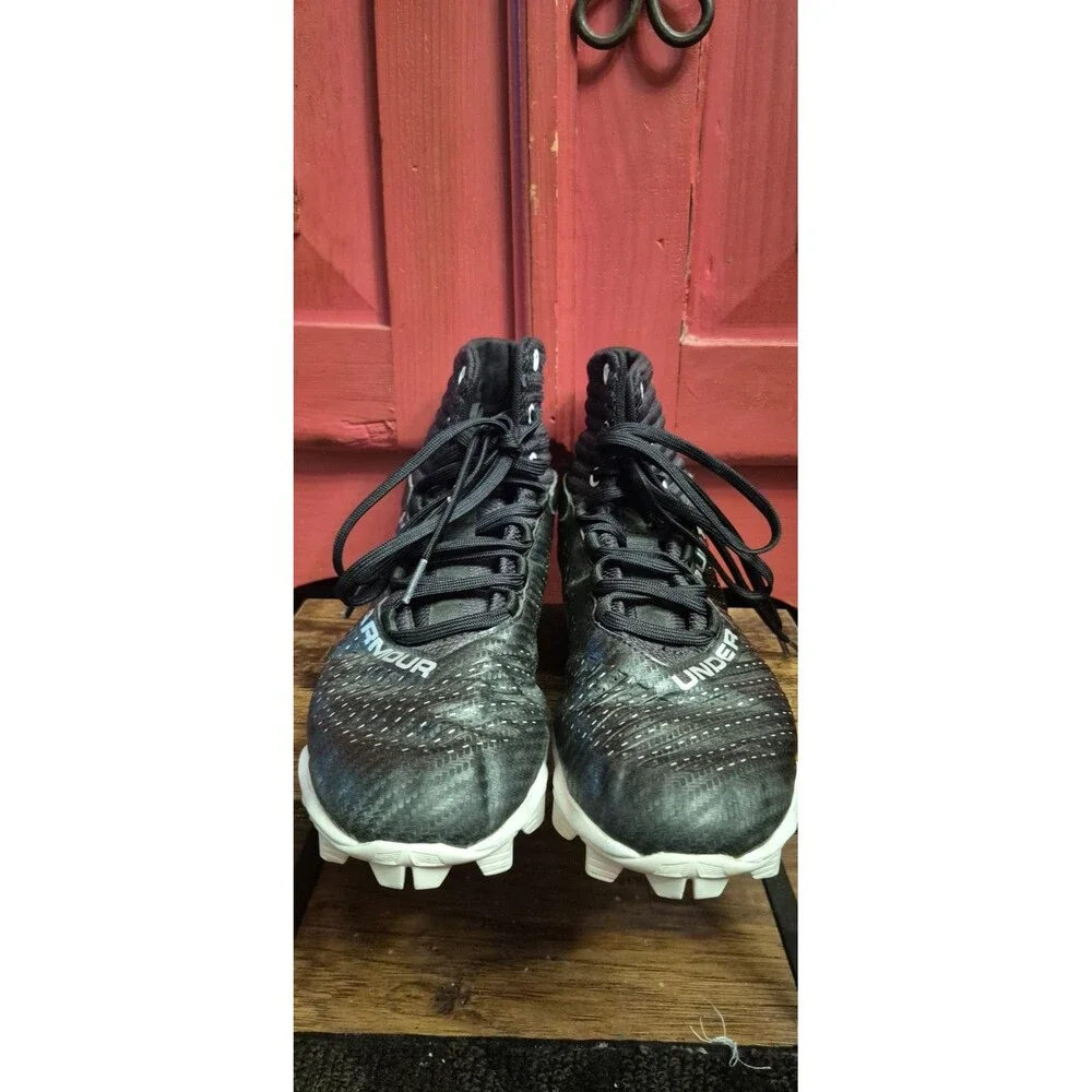 Under Armour Men's 8 Soccer Football Cleats Black Highlight Franchise Rm 2 EUC